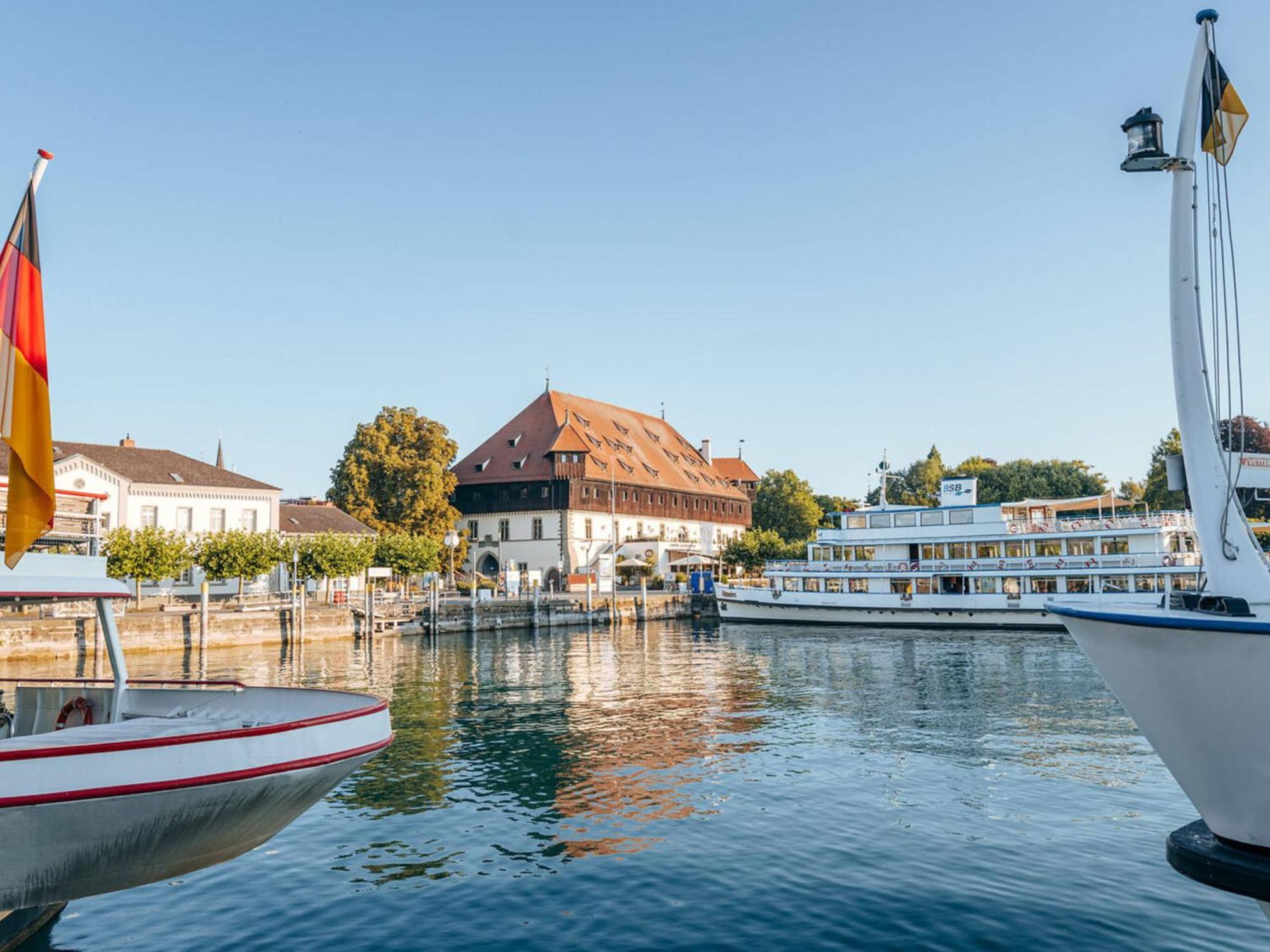 Seeglueck Seeliebe - Charmante Jugendstilwohnung Mit Parkplatz Direkt Im Zentrum Nahe Bahnhof Und Seeufer In คอนสตานซ์ ภายนอก รูปภาพ